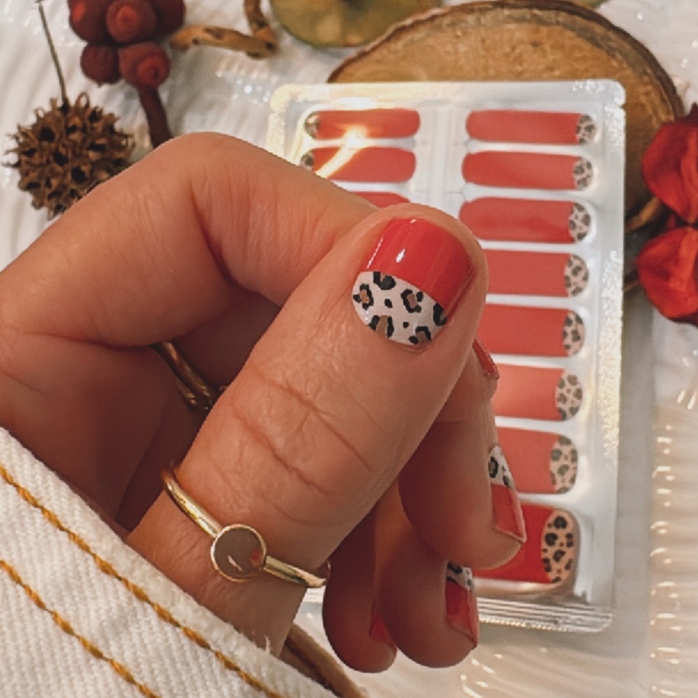 “Leopard’s Kiss” in Leopard Print and Pink (almost red) Nail Wraps